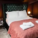Nydsley Hall By Luxury Travel Emproium - 4 Luxury - 2 With Hot Tubs Apartment *