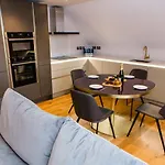 Nydsley Hall By Luxury Travel Emproium - 4 Luxury - 2 With Hot Tubs *