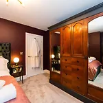 Nydsley Hall By Luxury Travel Emproium - 4 Luxury - 2 With Hot Tubs * Pateley Bridge