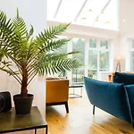 Apartman Nydsley Hall By Luxury Travel Emproium - 4 Luxury - 2 With Hot Tubs