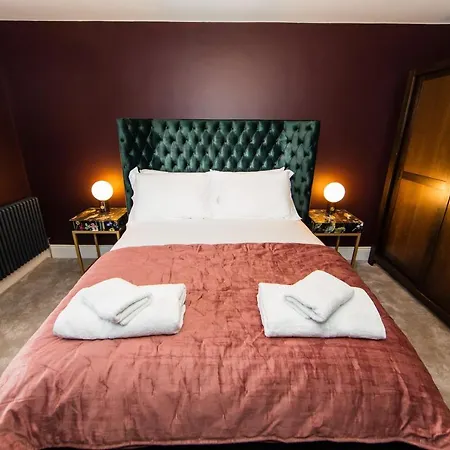 公寓 Nydsley Hall By Luxury Travel Emproium - 4 Luxury - 2 With Hot Tubs 佩特利布里奇