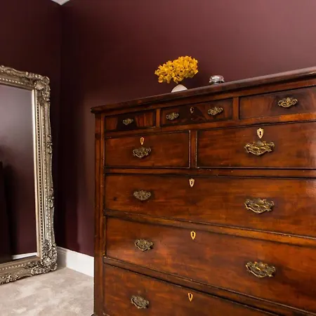 Apartment Nydsley Hall By Luxury Travel Emproium - 4 Luxury - 2 With Hot Tubs