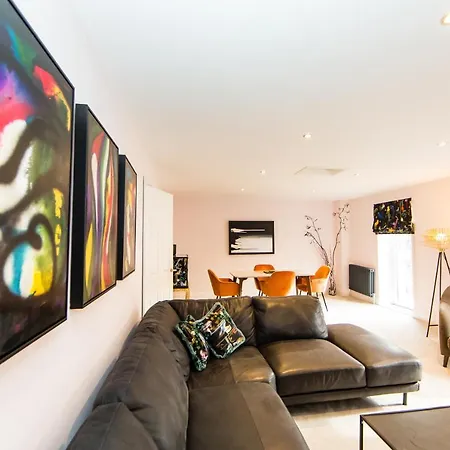 Apartment Nydsley Hall By Maison Parfaite - 4 Luxury - 2 With Hot Tubs