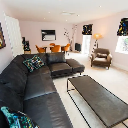Nydsley Hall By Maison Parfaite - 4 Luxury - 2 With Hot Tubs Apartment *