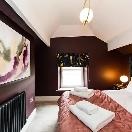 Апартаменты Nydsley Hall By Luxury Travel Emproium - 4 Luxury Apartments - 2 With Hot Tubs Пэтели-Бридж