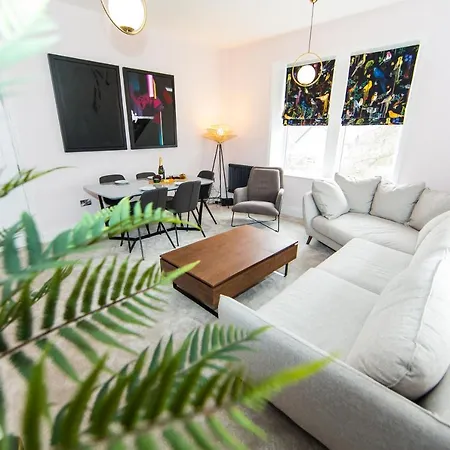 Nydsley Hall By Luxury Travel Emproium - 4 Luxury - 2 With Hot Tubs Apartamento